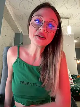 Snapshot of Kimsweet7 chatting on December 2024 06:25:01 PM Kimsweet7 online show from December 2024 06:25:01 PM