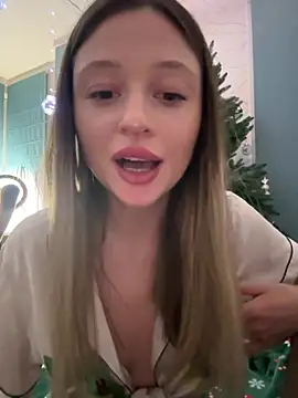 Snapshot of Kimsweet7 chatting on December 2024 06:01:02 PM Kimsweet7 online show from December 2024 06:01:02 PM