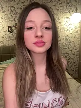 Snapshot of Kimsweet7 chatting on December 2024 03:03:01 PM Kimsweet7 online show from December 2024 03:03:01 PM