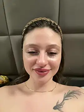 Snapshot of Kimsweet7 chatting on February 2025 09:11:02 PM Kimsweet7 online show from February 2025 09:11:02 PM