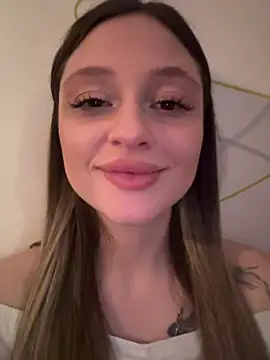 Snapshot of Kimsweet7 chatting on February 2025 08:42:01 PM Kimsweet7 online show from February 2025 08:42:01 PM