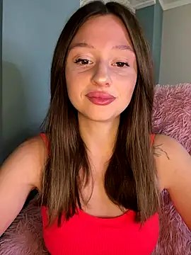 Snapshot of Kimsweet7 chatting on October 2025 06:08:01 PM Kimsweet7 online show from October 2025 06:08:01 PM