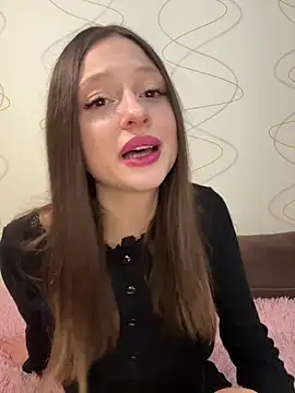 Snapshot of Kimsweet7 chatting on November 2025 06:06:02 PM Kimsweet7 online show from November 2025 06:06:02 PM