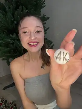 Snapshot of Kimsweet7 chatting on December 2025 06:35:02 PM Kimsweet7 online show from December 2025 06:35:02 PM