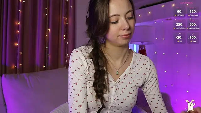 Snapshot of Goldy_Grace_ chatting on January 2025 02:53:02 PM Goldy Grace  online show from January 2025 02:53:02 PM