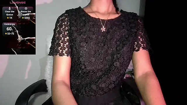 Snapshot of glowybekwa chatting on March 2025 10:42:01 PM glowybekwa online show from March 2025 10:42:01 PM