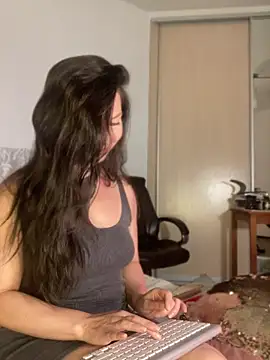 Snapshot of Goddess_Squirt_ chatting on July 2026 11:20:01 PM Goddess Squirt online show from July 2026 11:20:01 PM
