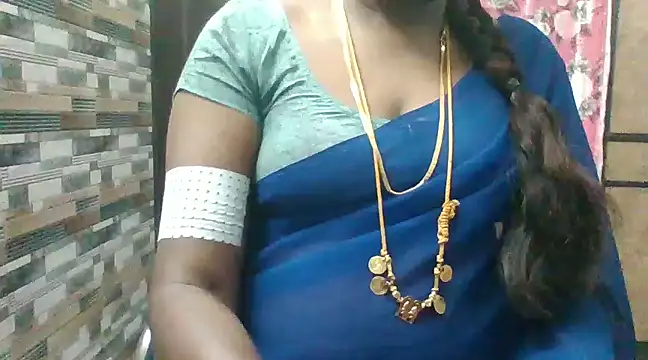 Snapshot of Hot_akshara chatting on December 2024 04:29:02 PM Hot akshara online show from December 2024 04:29:02 PM