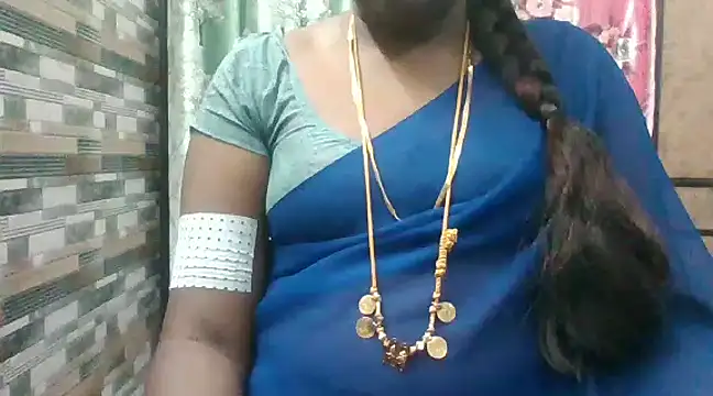 Snapshot of Hot_akshara chatting on December 2024 07:47:01 PM Hot akshara online show from December 2024 07:47:01 PM