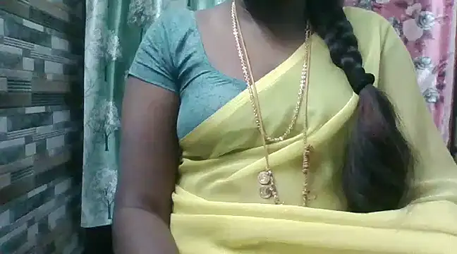 Snapshot of Hot_akshara chatting on December 2024 06:53:02 PM Hot akshara online show from December 2024 06:53:02 PM