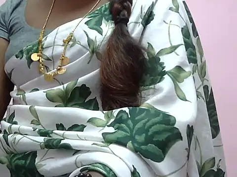 Snapshot of Hot_akshara chatting on November 2025 05:46:01 PM Hot akshara online show from November 2025 05:46:01 PM