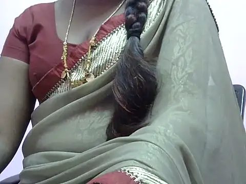 Snapshot of Hot_akshara chatting on November 2025 05:01:02 PM Hot akshara online show from November 2025 05:01:02 PM