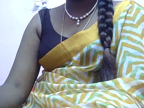 Snapshot of Hot_akshara chatting on November 2025 04:09:01 PM Hot akshara online show from November 2025 04:09:01 PM