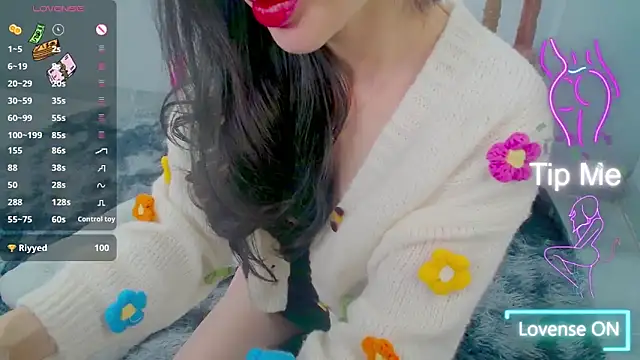 Snapshot of Chinhh9-9 chatting on February 2025 03:53:02 AM Chinhh9-9 online show from February 2025 03:53:02 AM