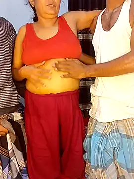 Snapshot of ArishaCouple chatting on February 2025 11:22:02 AM ArishaCouple online show from February 2025 11:22:02 AM