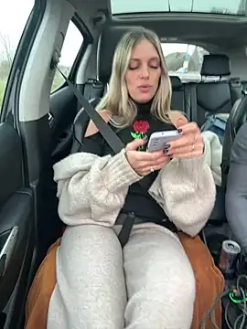 Lydie off online show from February 2025 03:50:02 PM