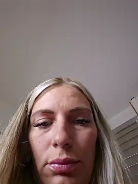 Lydie off online show from July 2026 07:25:02 AM