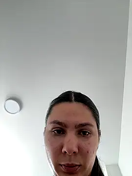 SofiaG  online show from October 2025 07:25:01 PM