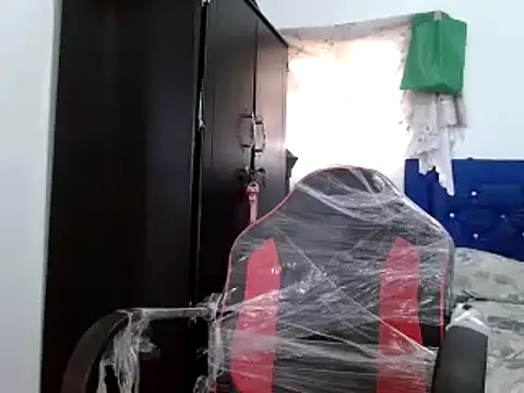 miriam775 online show from December 2024 03:57:02 PM