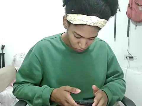 miriam775 online show from September 2025 11:22:02 AM