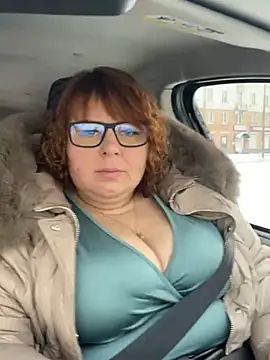 Snapshot of Tania-myr87_ZD chatting on January 2025 05:06:02 AM Tania-myr87 ZD online show from January 2025 05:06:02 AM