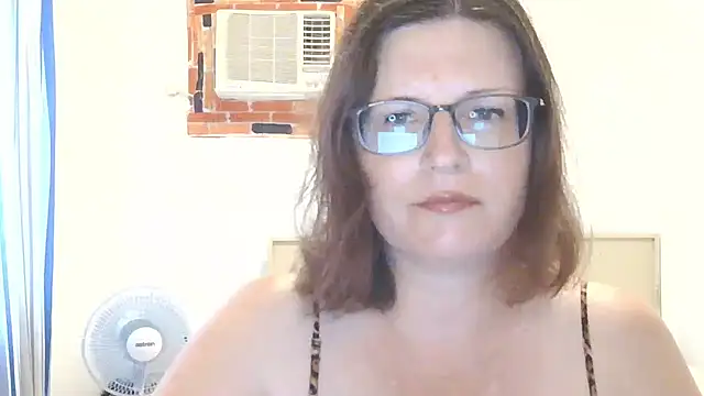 CrimsonMistress online show from April 2026 10:34:01 PM