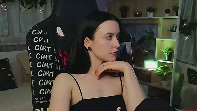 KiraLiLime online show from March 2025 09:21:02 PM