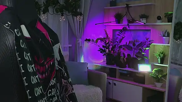 KiraLiLime online show from March 2025 09:27:01 PM