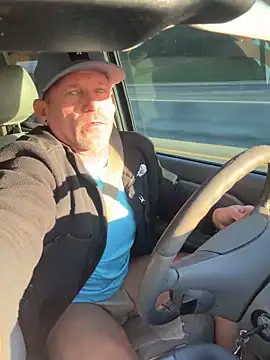 Snapshot of Pegasus0401 chatting on December 2025 09:31:02 PM Pegasus0401 online show from December 2025 09:31:02 PM