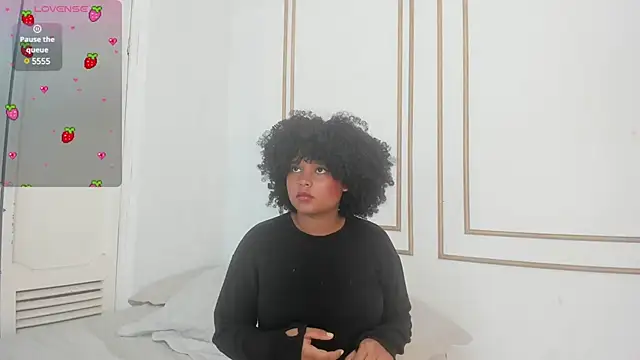 nataly velez online show from March 2025 07:25:01 PM