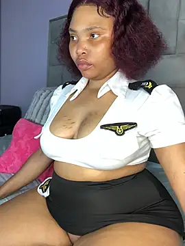 Snapshot of Anaelle24 chatting on January 2025 09:04:02 PM Anaelle24 online show from January 2025 09:04:02 PM
