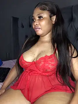 Snapshot of Anaelle24 chatting on January 2025 08:18:02 AM Anaelle24 online show from January 2025 08:18:02 AM