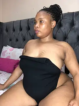 Anaelle24 online show from February 2026 06:25:02 AM