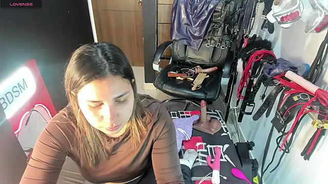 violet bdsmx online show from October 2025 08:09:02 PM