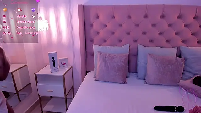 mia schwarz online show from January 2025 08:26:02 PM