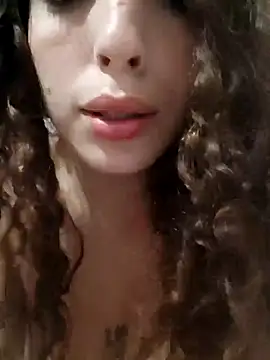 Sweet-diamondxxx online show from January 2025 01:46:01 PM