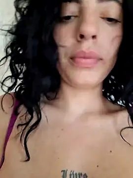 Sweet-diamondxxx online show from September 2025 02:38:01 PM