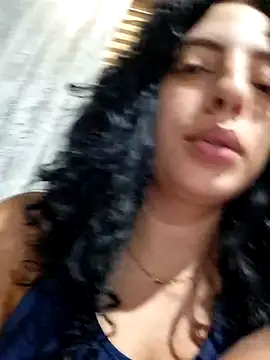 Sweet-diamondxxx online show from March 2026 02:23:01 PM