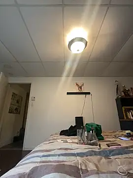 kikiwonderbar online show from February 2026 01:15:01 AM