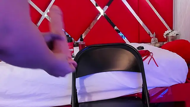 SusanCouper online show from January 2026 01:37:02 PM