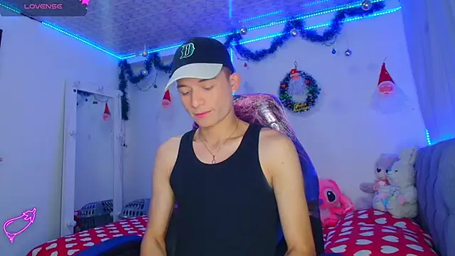 Snapshot of bryamer_19 chatting on December 2024 01:02:02 AM bryamer 19 online show from December 2024 01:02:02 AM