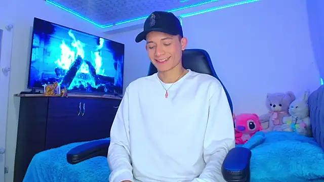 Snapshot of bryamer_19 chatting on January 2025 01:54:01 AM bryamer 19 online show from January 2025 01:54:01 AM