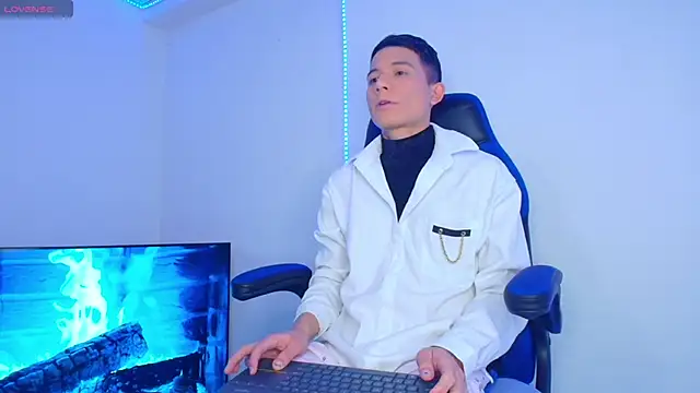 Snapshot of bryamer_19 chatting on February 2025 03:30:02 AM bryamer 19 online show from February 2025 03:30:02 AM