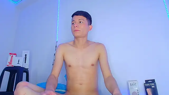 Snapshot of bryamer_19 chatting on March 2025 02:01:02 AM bryamer 19 online show from March 2025 02:01:02 AM