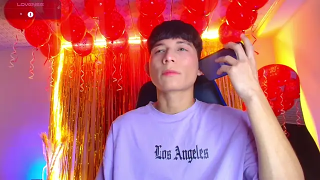 Snapshot of bryamer_19 chatting on September 2025 01:06:02 AM bryamer 19 online show from September 2025 01:06:02 AM