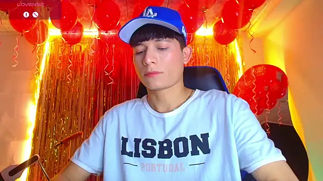 Snapshot of bryamer_19 chatting on September 2025 01:07:02 AM bryamer 19 online show from September 2025 01:07:02 AM