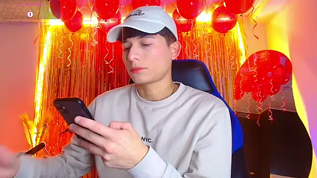 Snapshot of bryamer_19 chatting on September 2025 01:06:01 AM bryamer 19 online show from September 2025 01:06:01 AM