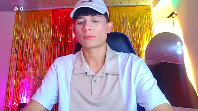 Snapshot of bryamer_19 chatting on October 2025 01:20:01 PM bryamer 19 online show from October 2025 01:20:01 PM