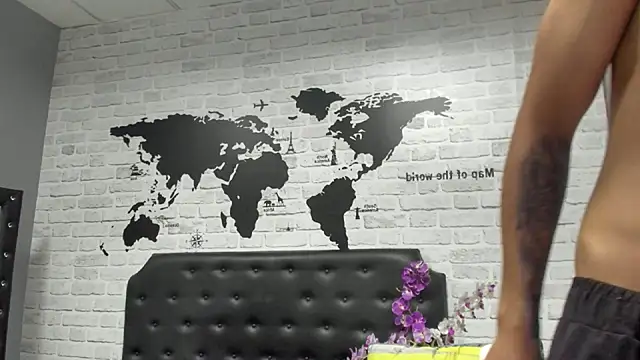 Snapshot of pepe_joness chatting on February 2025 11:31:02 AM pepe joness online show from February 2025 11:31:02 AM