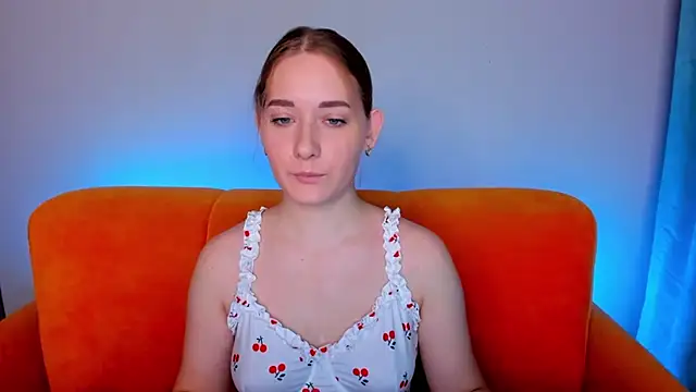 Snapshot of AlinaVice chatting on January 2025 01:29:01 AM AlinaVice online show from January 2025 01:29:01 AM